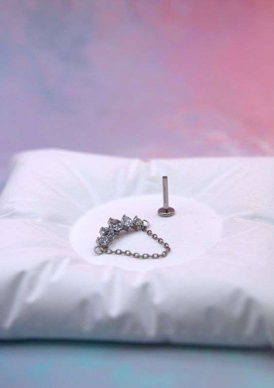 Celeste Chain Titan Labret Sølv